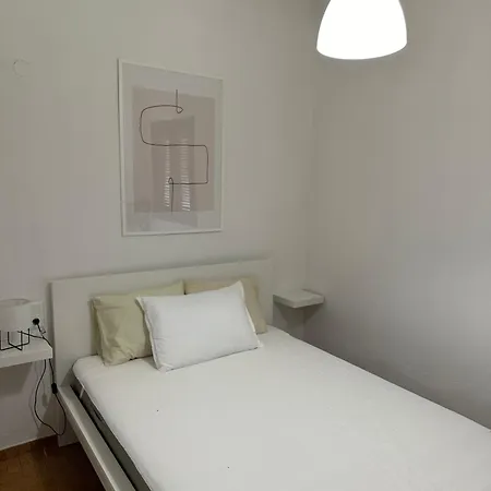El Maisonette Apartment *